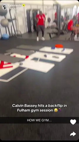 Fulham dressing room is straight vibes, we love to see it 🕺😂 #football #fashion #viral #drip #fulham #iwobi #calvinbassey #bassey #PremierLeague #nigeria 