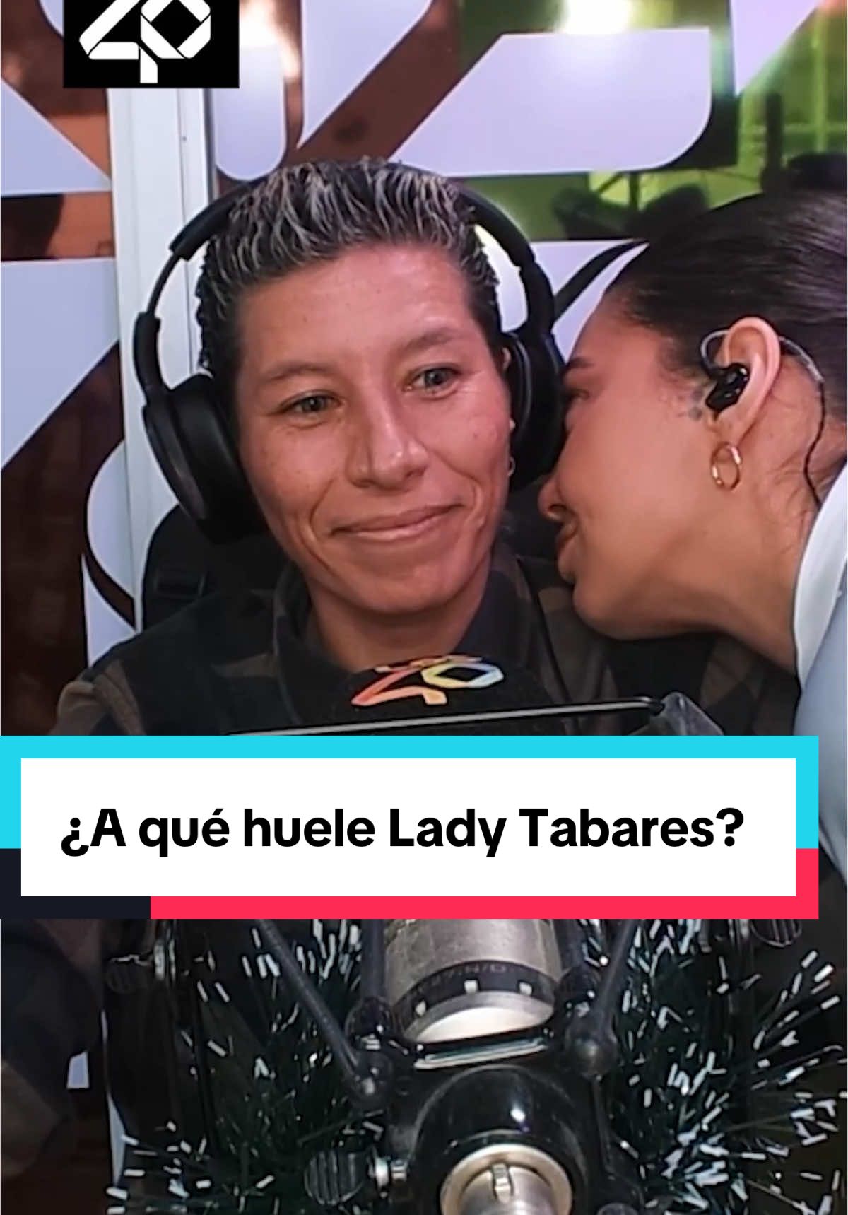 ¿A qué huele Lady Tabares?🌹 #soyimpresentable #impresentables #los40colombia #olor #perfumetiktok #lavendedoraderosas 