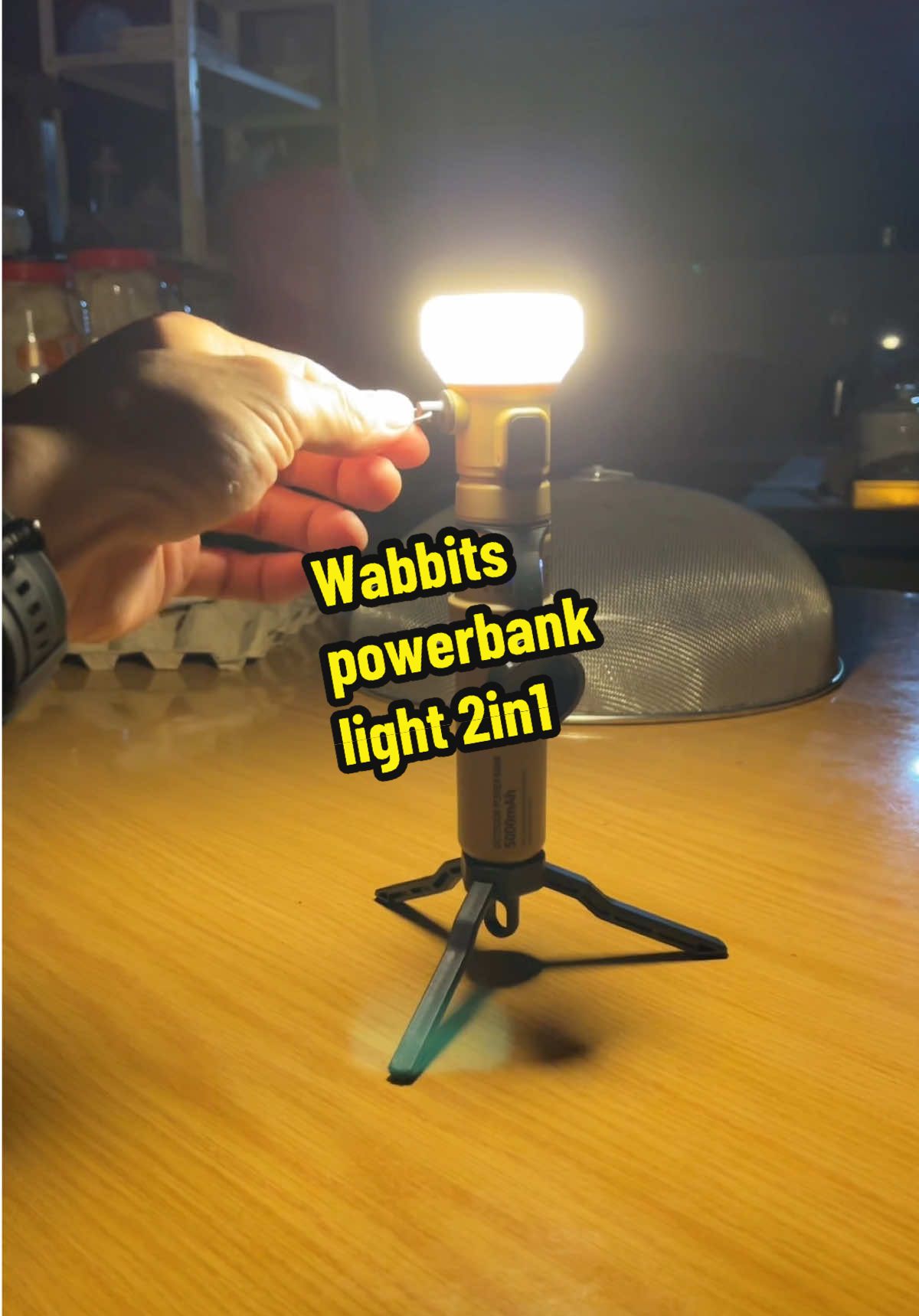 wabbits powerbank light 2in1 5000mah boleh bawa pergi camping mmg padu geng boleh beli #camping #lampu #lampucamping #wabbits #outdoor #protable 