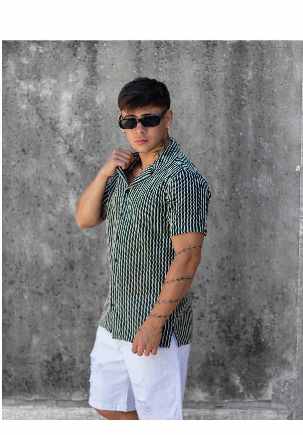 Camisa tejida 😍😱🙌 no nos dejan de sorprenden, la prenda de este verano 2025 🔥 #paratiiiiiiiiiiiiiiiiiiiiiiiiiiiiiii #estilo #hombres #styleinspo #navidad 