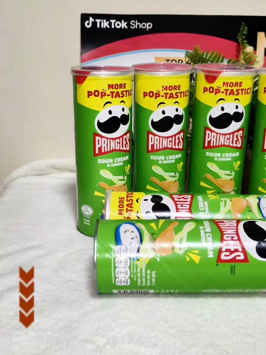 103g x 6btl Halal Pringles Potato Chips wholesale price flash sale #createtowin #weeklywedrush #tiktokshopsingapore #tiktokshopsg #tiktokshopsgsale 