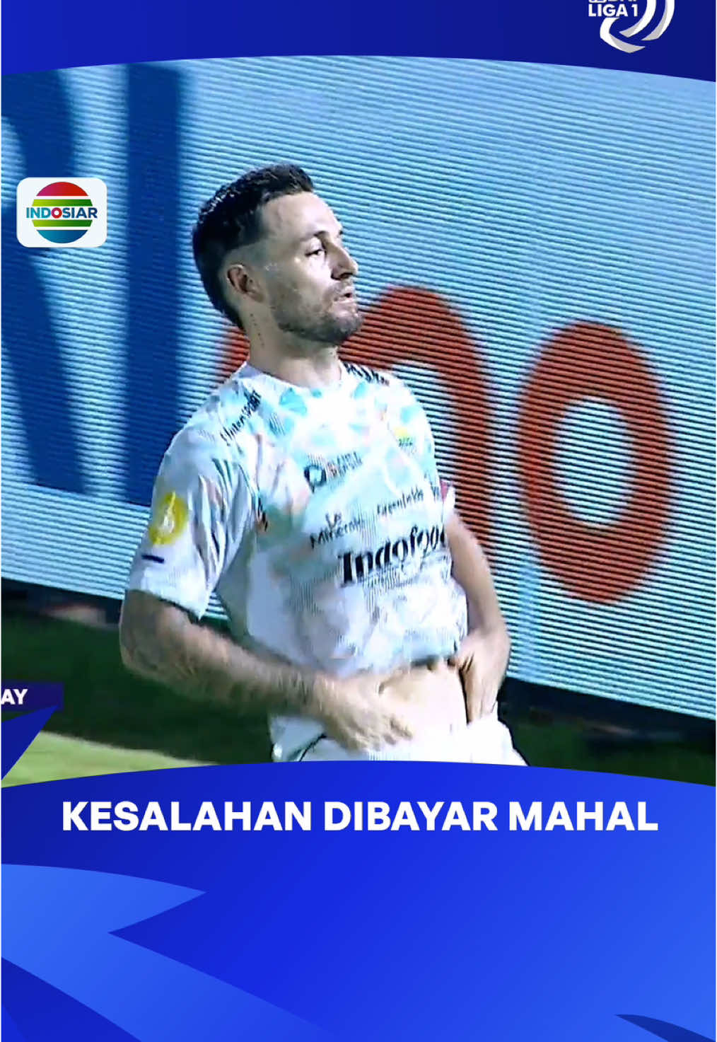 KESALAHAN YANG HARUS DIBAYAR MAHAL🤩 Marc Klok berhasil mengeksekusi pinalti dengan tenang dan dingin. Ia mampu memberikan kemenangan untuk Persib dari kandang PS Barito Putera. #BRILiga1 #IndosiarSports #IndosiarRumahSepakbolaIndonesia #BRIMoMudahSerbaBisa 