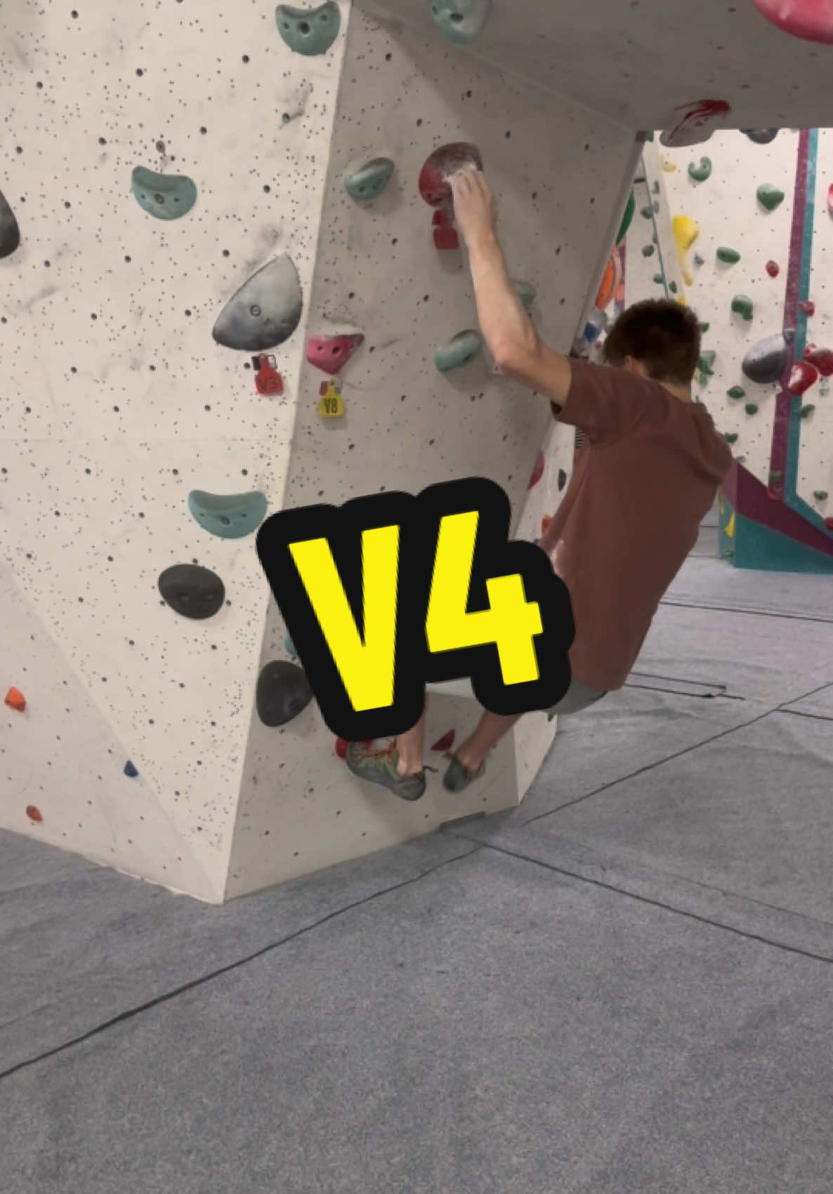 Definitely didnt climb this as intended  #bouldering #V4 #flashpoint #bristol 