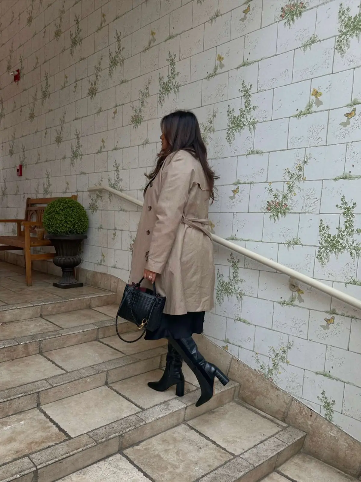 so many cute cafés in Charlotte ✨🍂☕️🎀🤎 . . . . Cafe: Copain Bakery & Provisions is next to Southpark Mall  #cItinfluencer #charlotteinfluencer #charlottenc #charlottecoffee #fashioninfluencer #lifestyleblogger #lifestylebloggers #lifestyleinfluencer #aesthetic #aestheticedits #slowliving #slowlife #sahw #fallvibes #fashionblogger #latinacreators #latinacreatorsforyou #latina