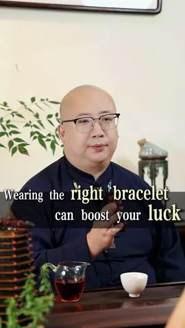 Wearing the right crystal bracelet can improve your luck, and of course, this is also related to the Chinese theory of the Five Elements.#fengshui #goodluck #fortunetelling #numerology #astrology #wealth #money #fiveelements #bracelet #crystal #energy 