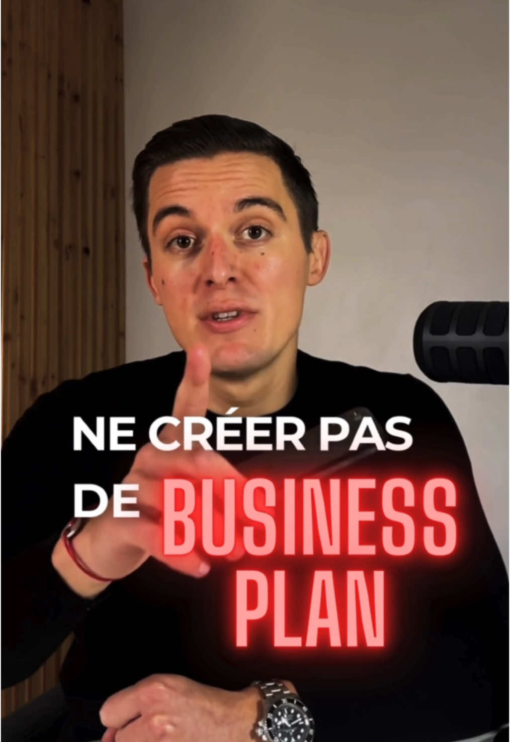 Fais ton plan avec ce prompt Ce prompt va t’aider à créer une analyse SWOT détaillée pour ton secteur et ton type d’entreprise, afin de ne pas avancer à l’aveugle. 🔥 Partage ça avec quelqu’un qui veut lancer son business ! #prompt #chatgpt #businessplan #business