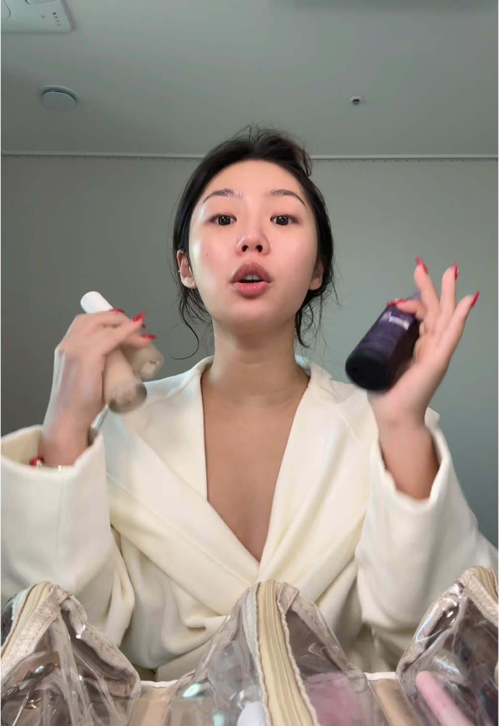 For my oily girls! 💅foundation info:  Etude Double lasting Sunbase foundation  #gurwm #grwm #gurwmroutine #grwmroutine #koreanskincare #skincareroutine #skincaretips #gurwmskincare #makeup #makeuptutorial #koreanmakeup #makeuphacks 