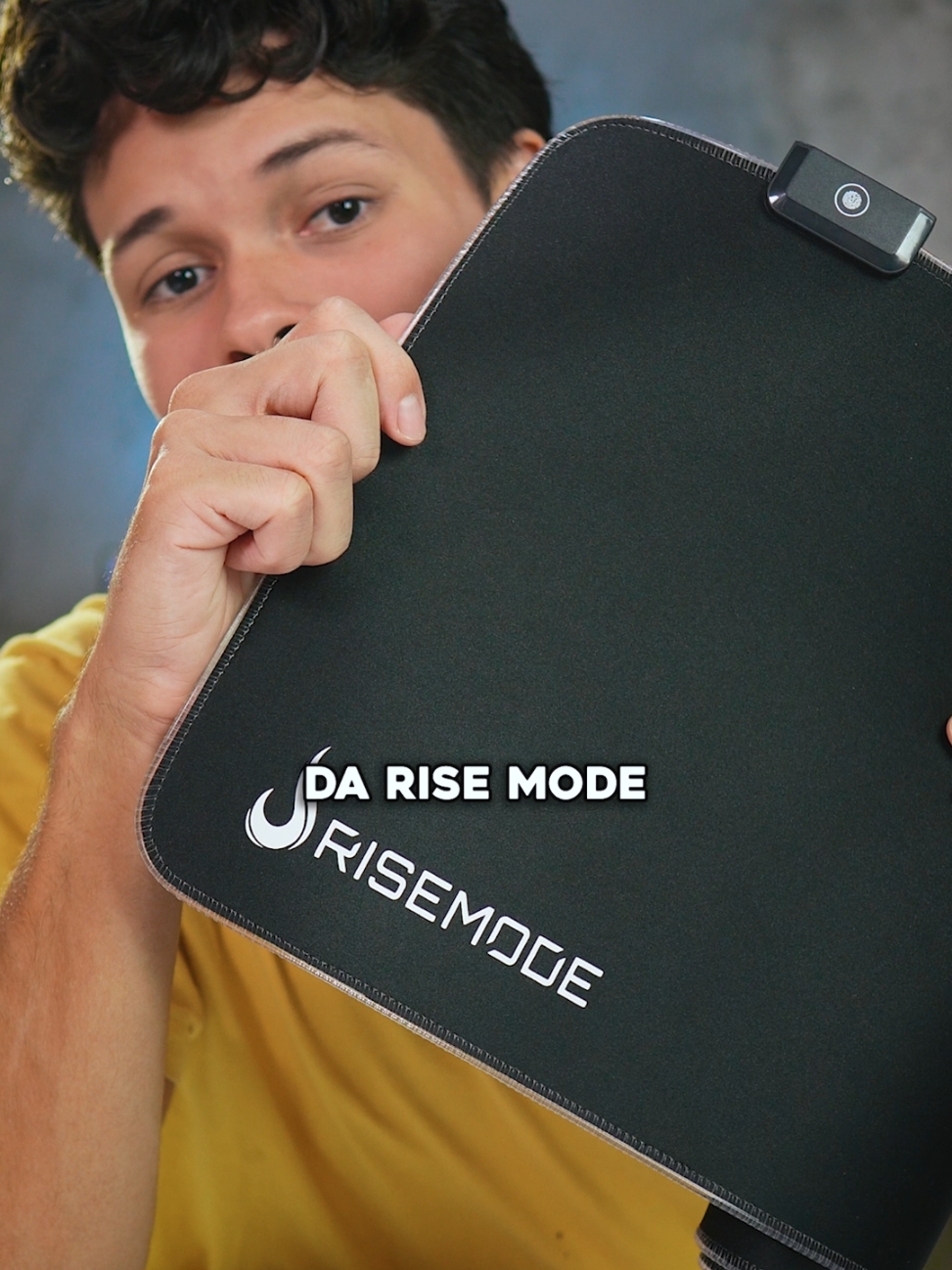 comprei o mousepad RGB da RISE MODE kk… mousepad galaxy rgb #viral #gamer #risemode #shorts 