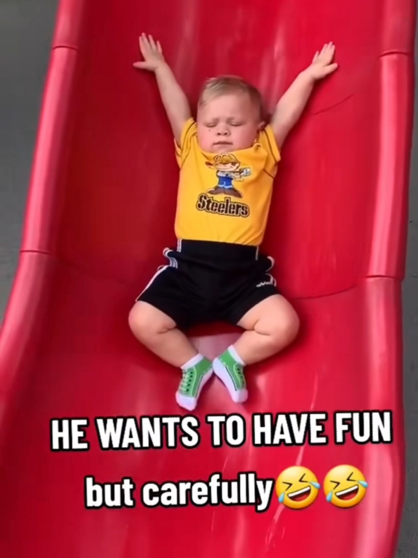 Best slide fails with kids🤣 #slides #fail #kidstiktok #fun #funnytiktok #funnybaby #laughing #fyp #viral_video #viral #blowthisupforme 