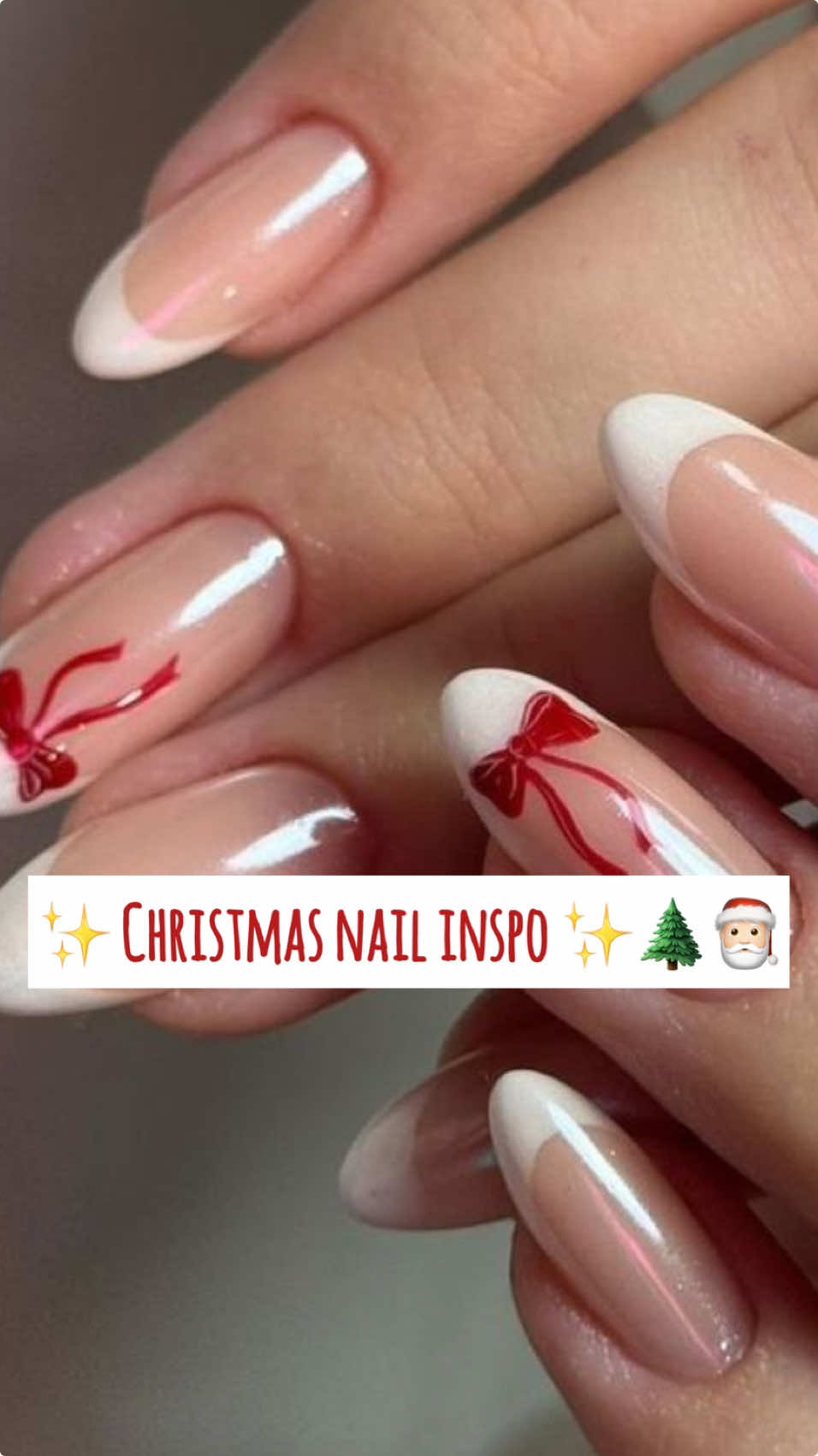 Your guide to perfect Christmas nails 🌲🎅🏻✨ #fashion #fashionstyle #nails #nailsart #christmasnails #elegantwoman #elegance