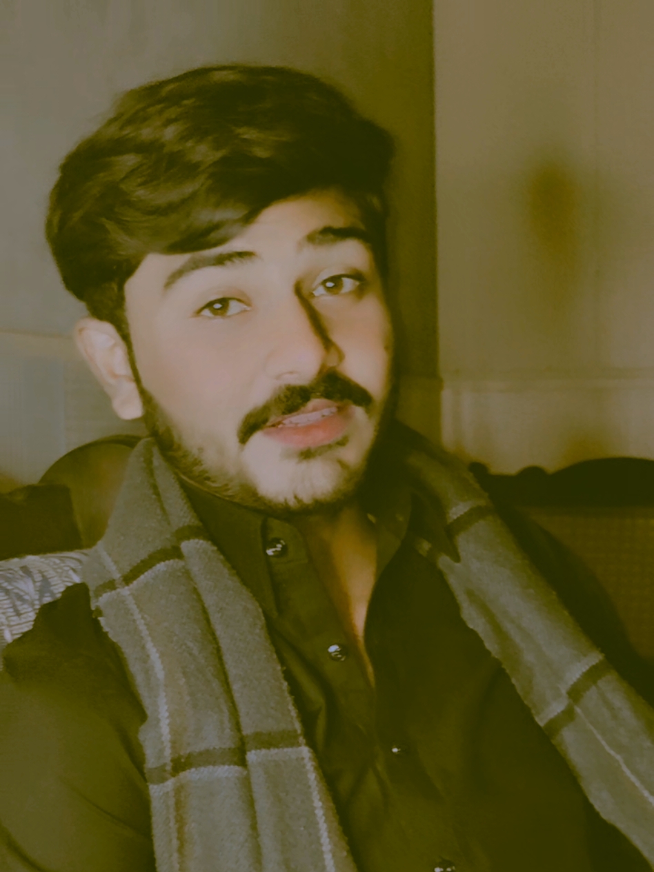 mari jawn ma tary naa♥️😘#foryoupage #foryou #fypp #unfreezemyacount #♥️♥️♥️♥️ #trandingvideo #tiktokpakistan 