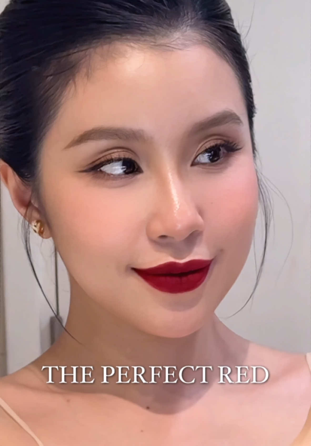 Thử thách thoa son đỏ full môi 30 ngày liên tục chuẩn bị cho Tết 🤪 #fyp #redlipstick #redlipstutorial 