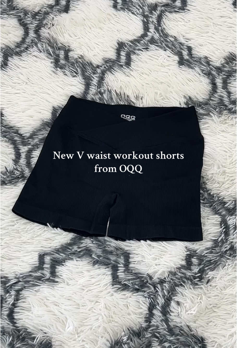 These make my waist look so good 🫶✨#oqq #oqqfashion #oqqsports #vwaistshorts #gymgirl #sportswear #gymwear #yogawearforwomen #yogawear #OOTD #fyp #newarrival #hotsale #onsalenow️️️🔥🔥🔥🔥 #onsale #tiktokholidayhaul #2024fashiontrends #tiktokholidayhaul #cozy #fallfashion #falloutfits #tiktokshopfinds #TikTokShop #tiktokshopblackfriday #falldealsforyou #spotlightfinds #tiktokshopcybermonday 