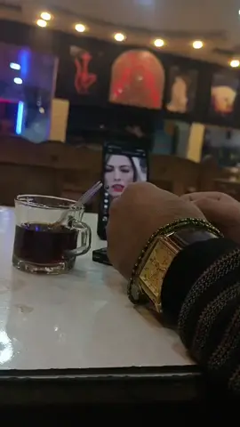 لا هــذا عَمري وـلا هو لوَني بِـس والله همه الڪبرونــيِ.! 💔