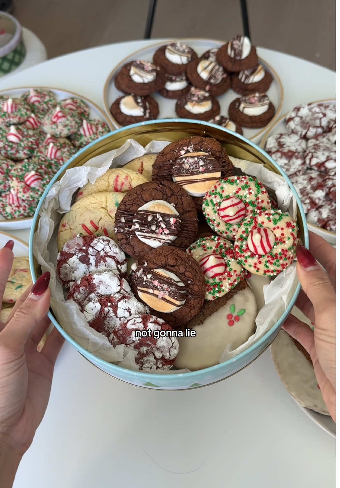 5 hrs later…I get the hype now lol 🤤✨🍪 #christmascookies #cookie #holidaybaking #cookiebox @KerrygoldUSA @Bob’s Red Mill @Vital Farms @Betty Crocker 