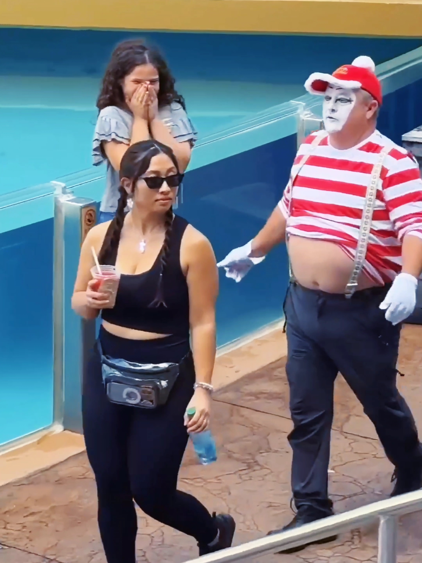 Tom The Mime #bestoftom #hilarious #mime #tomthemime #tom #seaworldmime #tomtheseaworldmime #totanthemime #vairal #vairalvideo #funny #funnyvideos #fyp #foryou #foryoupage 