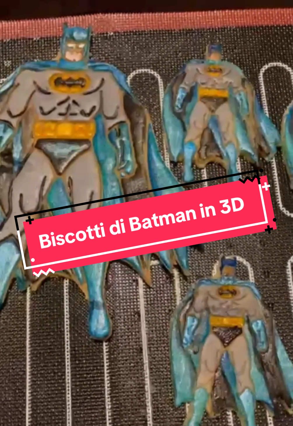 Quando un bambino chiede i biscotti a forma di Batman, tu gli fai i biscotti a forma di Batman ✨ #batman #biscotti #stampante3d #3dprinting #3d #stampa3d #stampibiscotti 