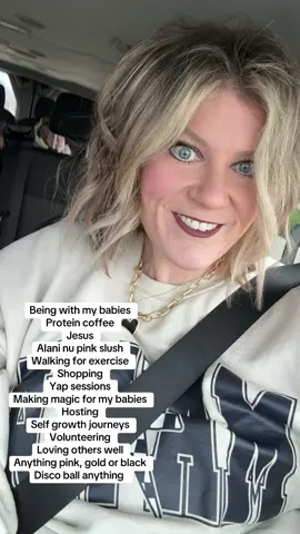 What do we have in common? Any other mommas love making magic for their babes?