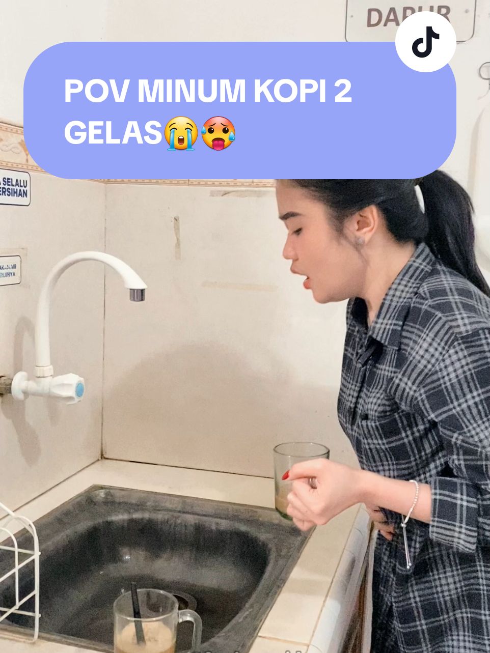 Minum kopi kalo cuma 1 gelas, kurang. Giliran minum 2 gelas lanngsung jadi kayak gini😭 #freshmag #madufreshmag #freshmagoriginal #madulambung #asamlambung #fyp #foryoupage #xyzbca #lambung #gerd #mag #sendawa #mual #promospesial #promofreshmag #decembersale #megasale #guncangpromo #diskonfreshmag #xyzbca 