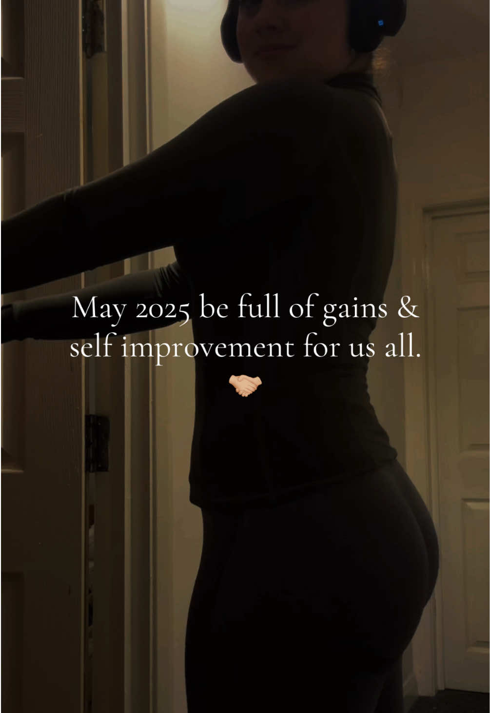 Yes please. #GymTok #gymmotivation #girlswholift #dreambody #dreamphysique #2025 #selfimprovement #gymgirl #sideprofile #gains #gain #willpower #manifestation #manifest #manifesting #gym #fulfillment #SelfCare #selfreminder #theonlywayisup #fyp #wishing #healthyhabits #habits #positivevibes #positive 