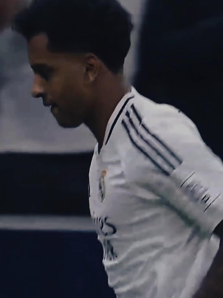 هدف ريال مدريد الثاني في باتشوكا كاس الانتركوتنتال #realmadrid #realmadridfans #rodrygo #اهداف_اليوم #مباريات_اليوم #باتشوكا #views #ريال_مدريد🇪🇦💪 #ريال_مدريد_عشق_لا_ينتهي #ريال_مدريد #متابعه 