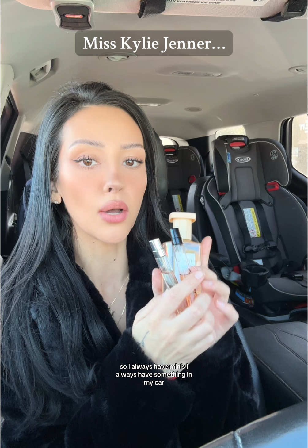 ya got me girl 😮‍💨 #fragrancetiktok #yapper #perfumetok #kyliejenner #cosmicperfume #kyliejennerperfume #smellgoodallday  #girlythings #scents #perfumereview #fypシ゚viral  #perfumeyouneed @Kylie Jenner ✨