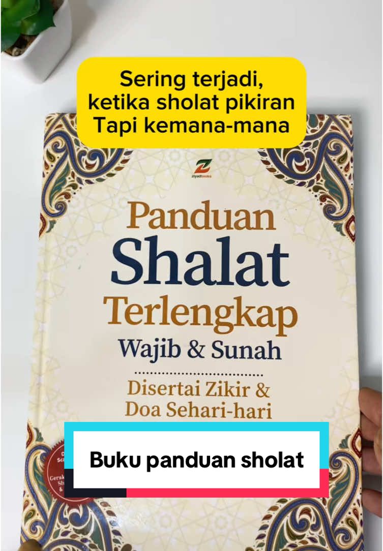 Sholat lebih khusuk dengan buku panduan sholat lengkap  #bukupanduansholat #bukusholat #tuntunansholat #cuantanpabatas 