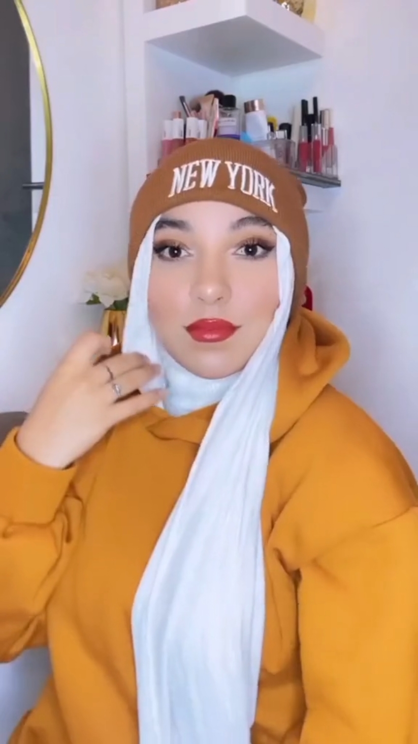 How to wear an ice cap with hijab ✨🪞🫶🧕@Yasmina fashion blogger 🦋 #hijabtutorial #hijabstyle #hijabwithcap #styling #hijab #hijabista #hijabigirl #hijabi #fyp #viral #explore #growontiktok 