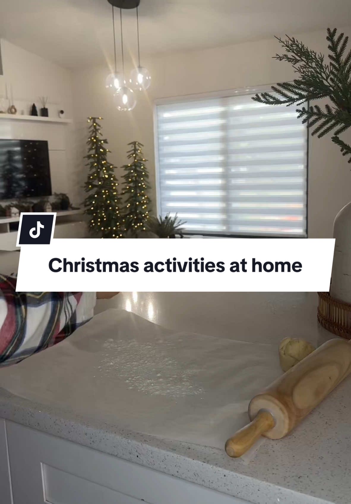 Christmas activities at home #creatorsearchinsights #viral tik tok #girly #thatgirl #cleangirl #christmas #winter #routine #preppy #preppyasthetic #preppylifestyle #preppyroom #Vlog #gwm #preppytok #drunkelephant #byoma