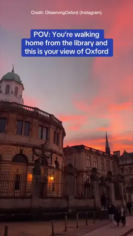 Imagine experiencing this view after a study session at @Bodleian Libraries 📚🌅 🎬 | @ObservingOxford  #oxforduniversity #oxforduni #studyingatoxford #oxfordstudent #studyingatoxford #oxfordunilife #sunset #sunsetlover  