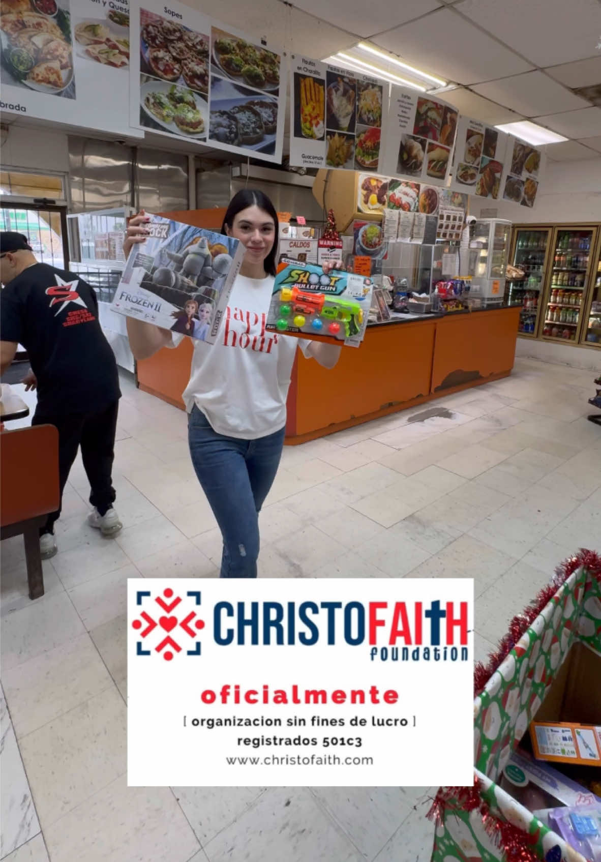 Apoyando a la fundacion @Christofaith Foundation  La india tamales y mas estara regalando un combo de un taco, gordita , pan y cafe a las personas que vengan s donar 2 juguetes para darle una sonrisa a los niños esta navidad , si tu quieres donar te dejo la info al final del video . #956valley #956 #elvalle #riograndevalley #fypシ゚viral #elvalledetexas @Queque RGV 