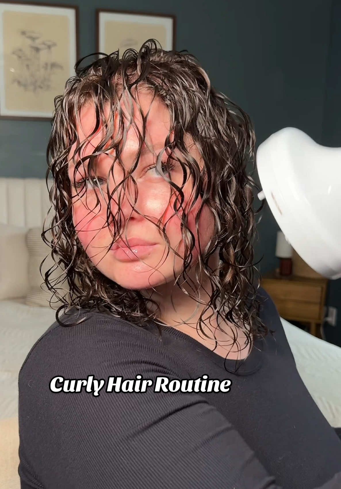 Whats crazy is the ppl who were being the rudest had hair that was so similar to mine like ok twin ?! 😭 #wavyhair #curlyhair #routine #fentyhair #fenty ##2a lol #2b #2c #3a #thinhair #finehair #haircare 