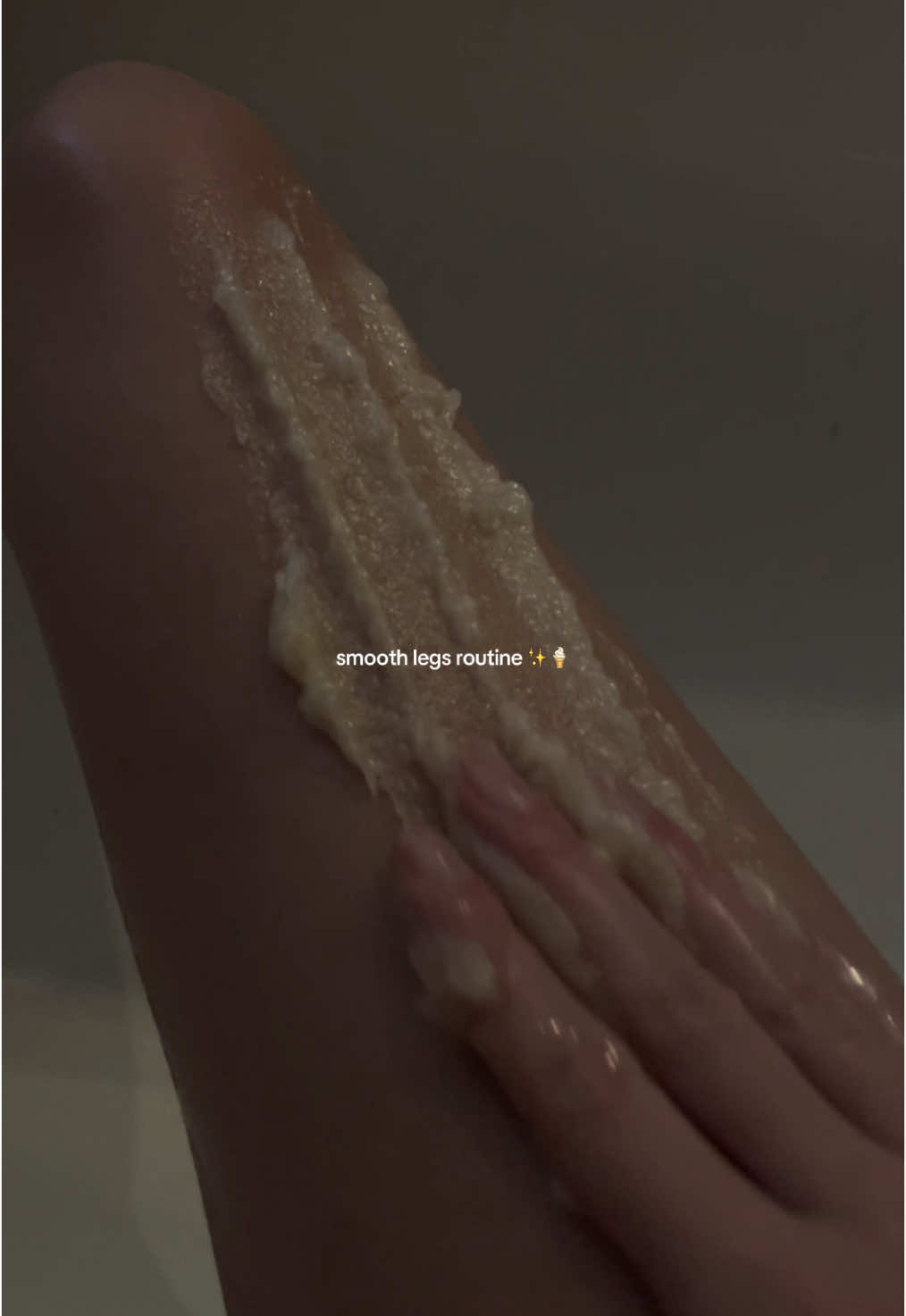 Routine for smooth legs ✨🍦 #skincare #skincareroutine #aestethicroutines #asmrroutine #selflove #SelfCare #selfcareroutine #selfcaretiktok #routineskincare #routineaesthetic #digitaldiary #vanillagirl #cleangirl #softgirl #foryou 