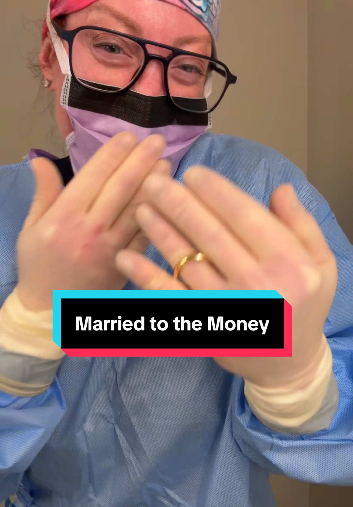 Is this what it means to be married to the money 😮‍💨 #surgeon #doctor #womeninmedicine #ringtrend 