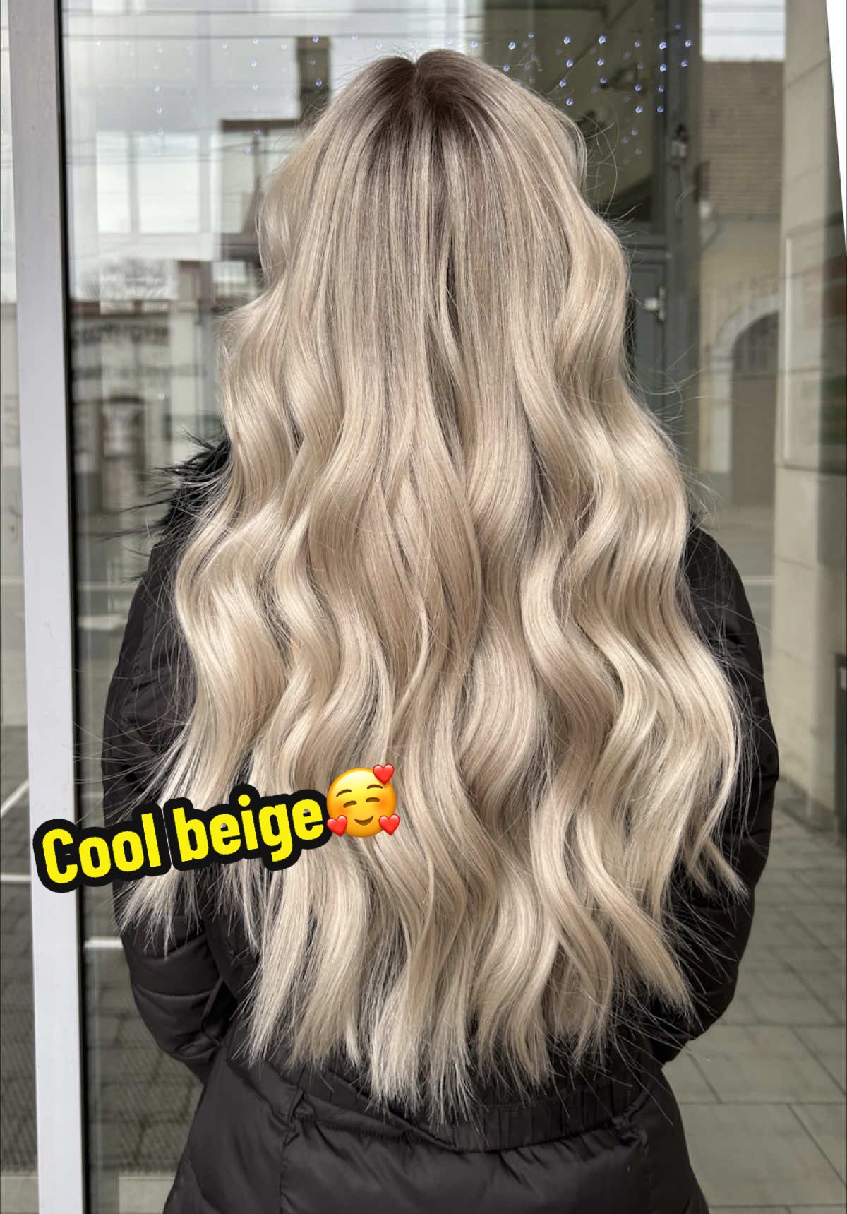 cool beige🥰 @Wella Professionals @Wella Education @K18 Hair #blonde #blondehair #blondegirl #blondebalayage #blondes #blondehighlights #blondespecialist #platinumblonde #blondesofinstagram #balayageblonde #blondebeauty #blondehairinspo #blondecolor #blondedoitbetter #blondexpert #blondehairstyle #blond #beautifinder #balayage #debrecen #debrecenfodrász #fodrász #szőke #szőkehaj #platinaszőke #wellaillumina #illuminacolor #wellahair #wellablonde