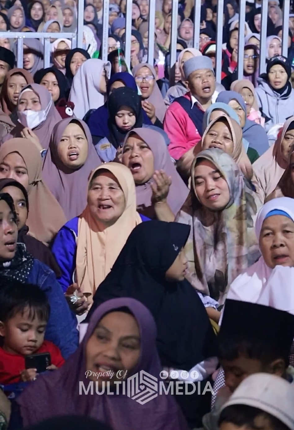 YA SAYYIDARRUSLI NEW || Majelis Gandrung Nabi  #gandrungnabi #fyp #majelisgandrungnabi #sholawatan #sholawatan_yuk #yasayyidarusliyathohir #sholawat #darbuka #viraltiktok #virall #viralvideo #trendingsong #trendingvideo #trendingtiktok #trending #terbaru 