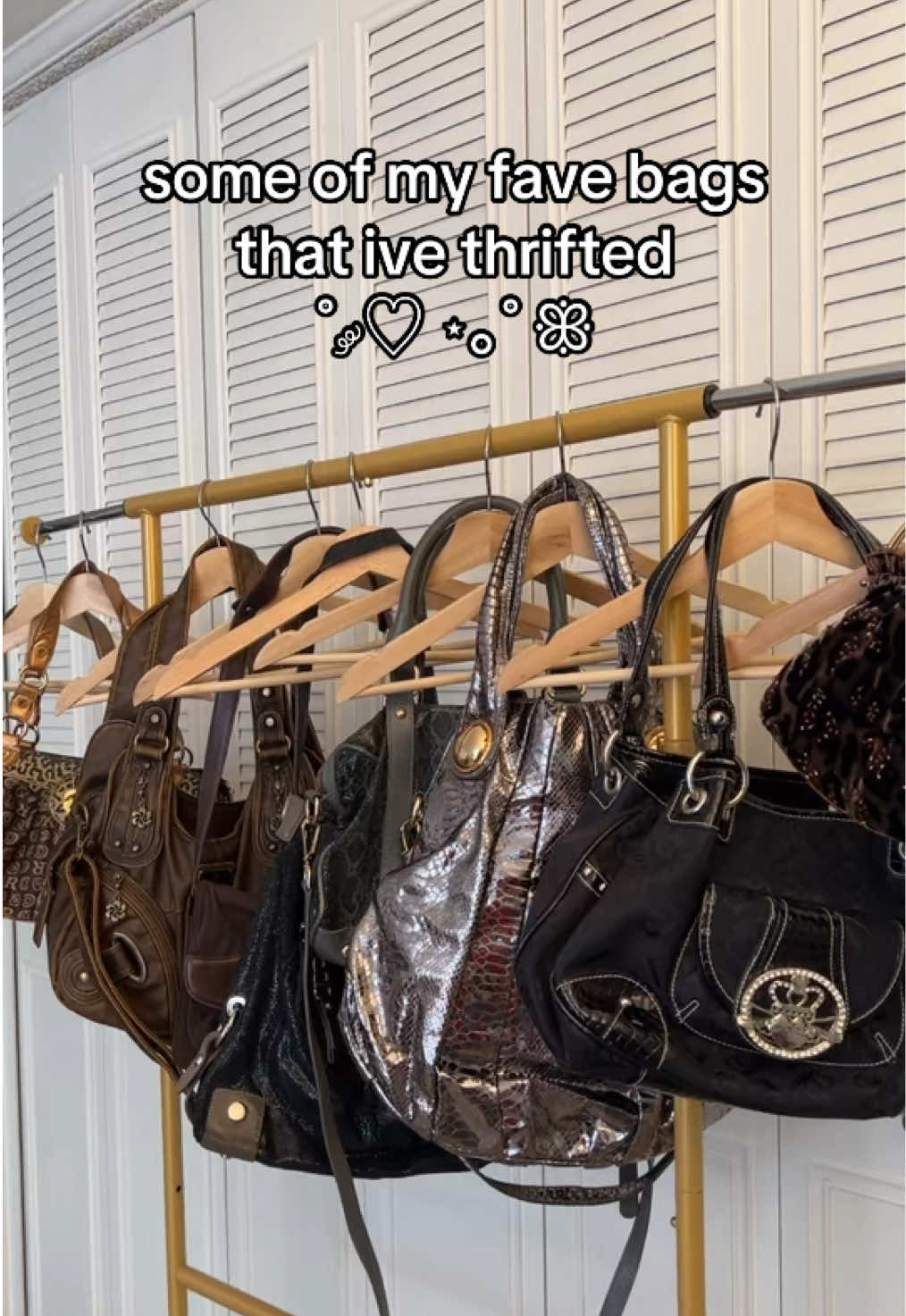 can you tell that i love bags 🥺 #thrift #thrifted #thrifting #thrifthaul 