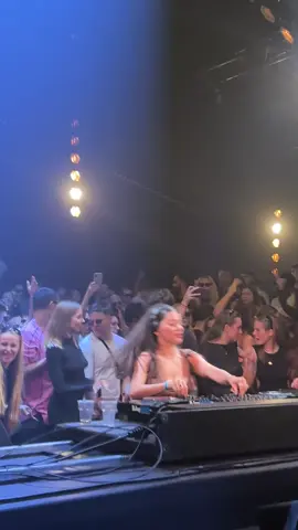 Amsterdam crowd never disappoints and brings the best energy, @Boiler Room was sick!  #dariakolosova #boilerrooom #ravetiktok #festivaltok 