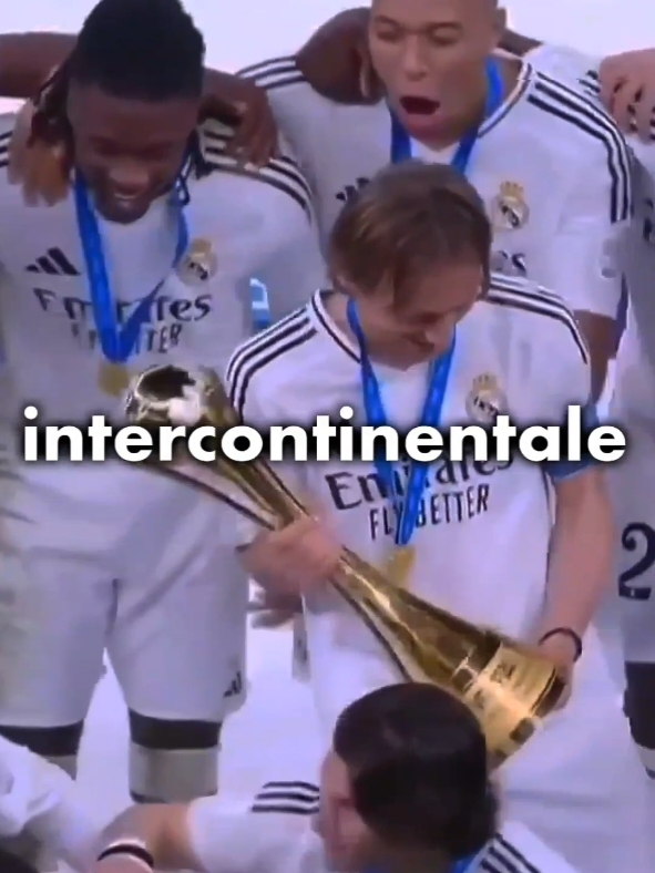 Le Real Madrid : Roi du Monde, Éternel Champion #RealMadrid #HalaMadrid #RealMadridFans #Madridistas #Vinicius #Rodrygo #KylianMbappe #Bellingham #CoupeIntercontinentale #ChampionsDuMonde #FootballHighlights #SoccerFans #WorldFootball #SportsViral #FootballAddict #FootballVideos #espn #italie #france  #royaumeuni #etatsunis 