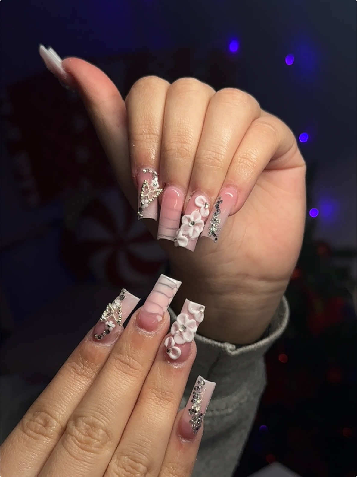 Cute white set🤍✨#fyppppppppppppppppppppppp #fypシ゚viral #foryou #nailtech #nails #progress 