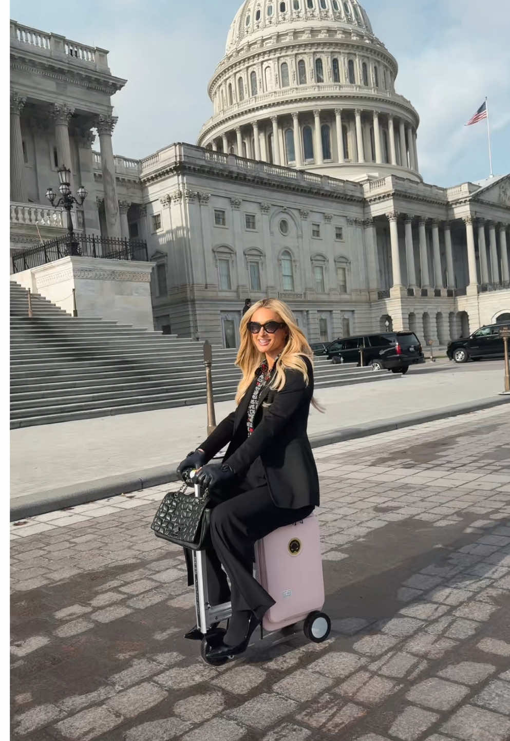 #Sliving thru the Capitol on my #Slivcase. ✨ #LegislationIsHot ✨ Loves it🥰