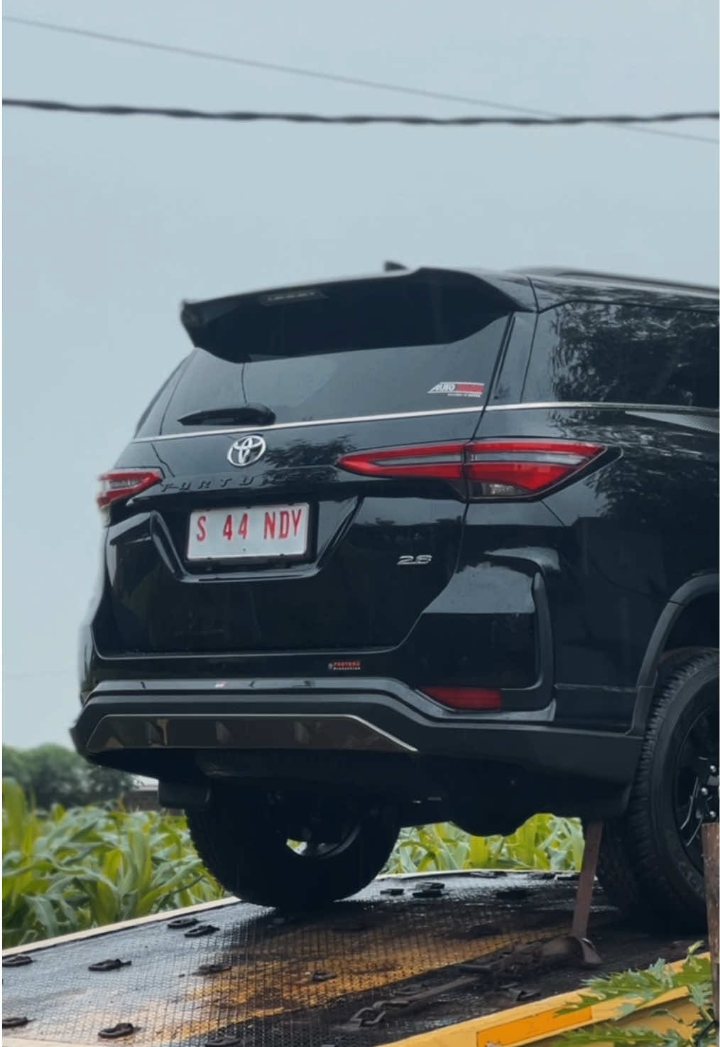 Mendarat dengan sempurna 💯 Fortuner VRZ 2.8 GR Parts 🔥 #toyotatuban #toyotabojonegoro #toyotalamongan #auto2000tuban #infotuban #fortuner #toyotafortuner #fortunergrsport #fortunervrz #tubanjatim 