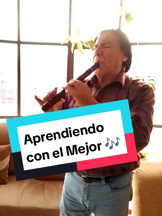 Aprendiendo de un Gran Maestro, Intérprete de este lindo instrumento e ícono de nuestra Música! El Maestro @miguel conde valdez (Awatiñas)  Me siento honrado y agradecido 🙏🏼 #MusicaEsVida #Quena #Ñawisito #instrumentos #instrumental #musicaboliviana❤️💛💚 