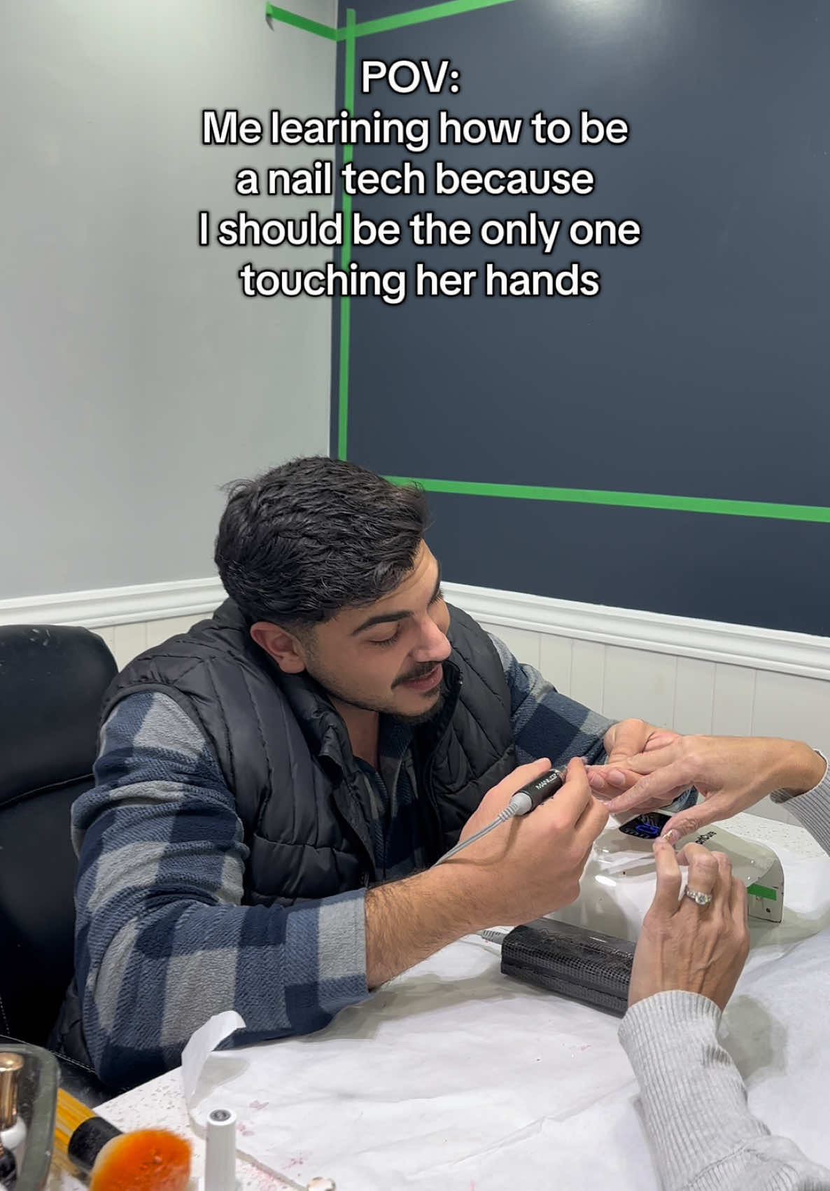 Ladies, if he wanted to, he would.#arab #ArabTikTok #girlfriend #foryou #nails #explore 