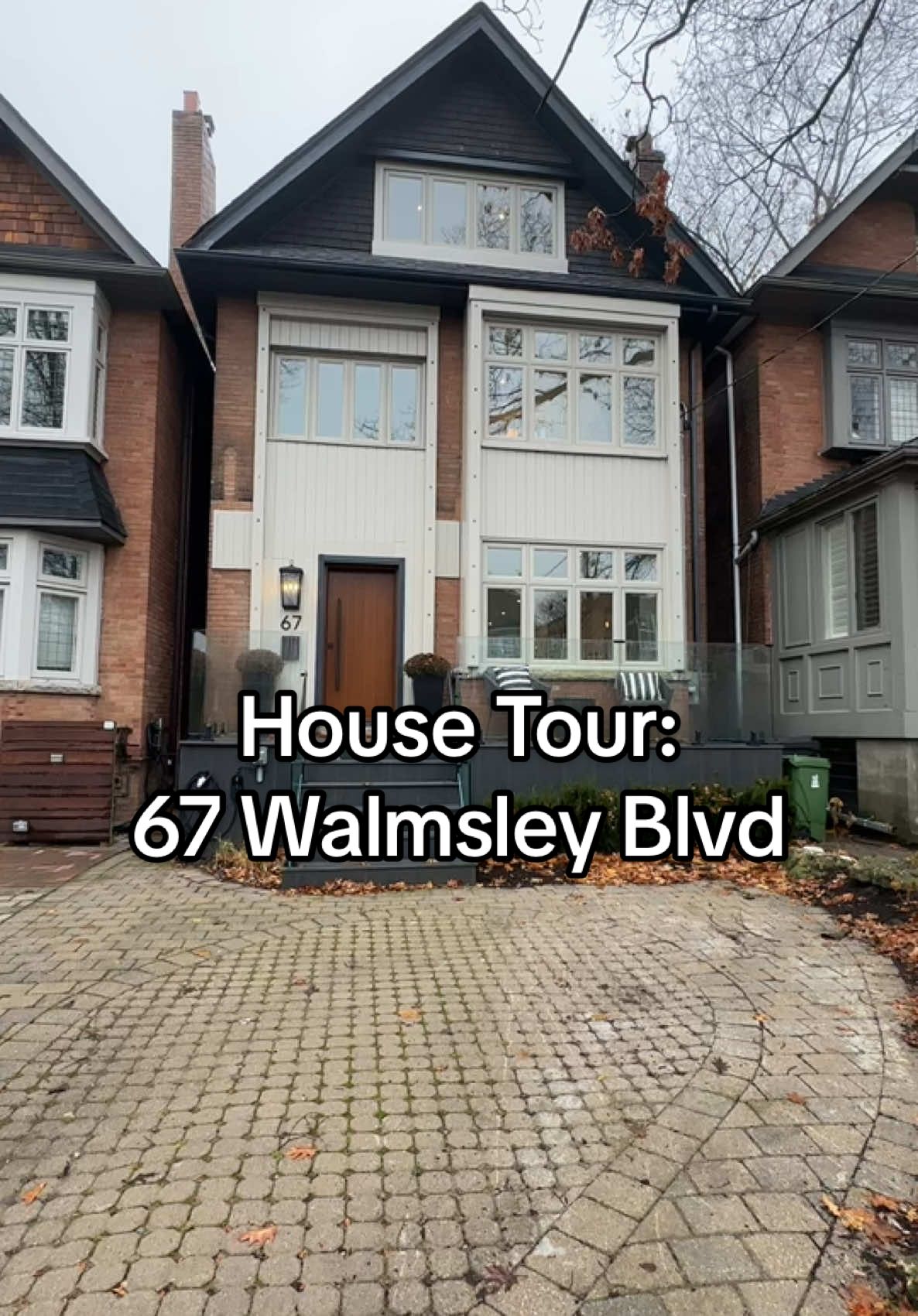 What do you think of todays house tour? #hometour#hometours#housetour#housetours#buyersagent#sellersagent#ontariohousingmarket#houseforsale#dreamhome#ontariohousetour#ontariohometour#torontohouse#torontohousetour#torontohome#torontohometours#bloxburginspo#simsinspo#realestate#realestateagent#realtor#torontorealtor #theotherstallone #simonastallone