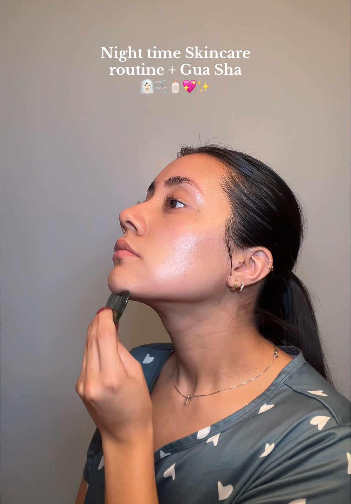 Here’s my skincare routine para esa piel glowy 🧖🏻‍♀️🫧🧴✨ #skincareroutine #skincaretips #glowyskin #healthyskin #acne @Anua Store US @CeraVe @Vichy Laboratoires @LaRochePosayUS @GarnierUSA @Cetaphil 