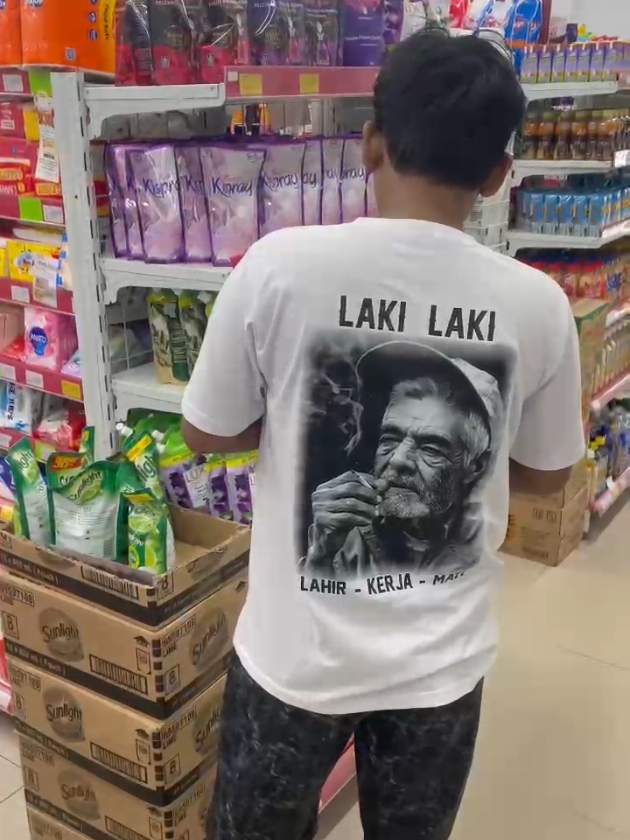 tugas laki laki lahir kerja mati #kaosdistro #kaoskatakata #lakilaki #lahir #kerja #mati #lakilakitidakbolehbercerita #sad 