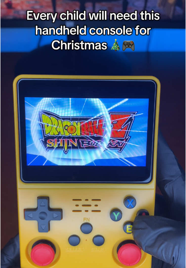 It has 20,000 games to play this Christmas 🎮🎅🏻#gameconsole #retroconsole #gameretro #retrogaming #GamingOnTikTok #consolegaming 