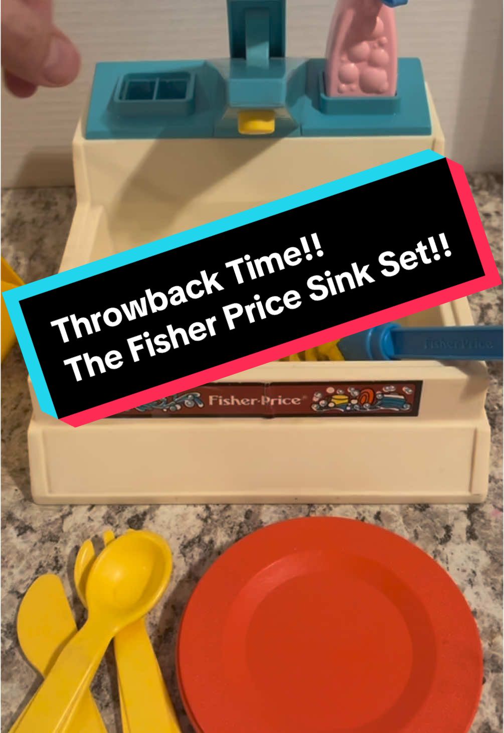 Fisher Price with another classic! #fisherprice #retrotoys #pretendplay #vintagetoys #80skid #80snostalgia #childhoodmemories #backintheday 