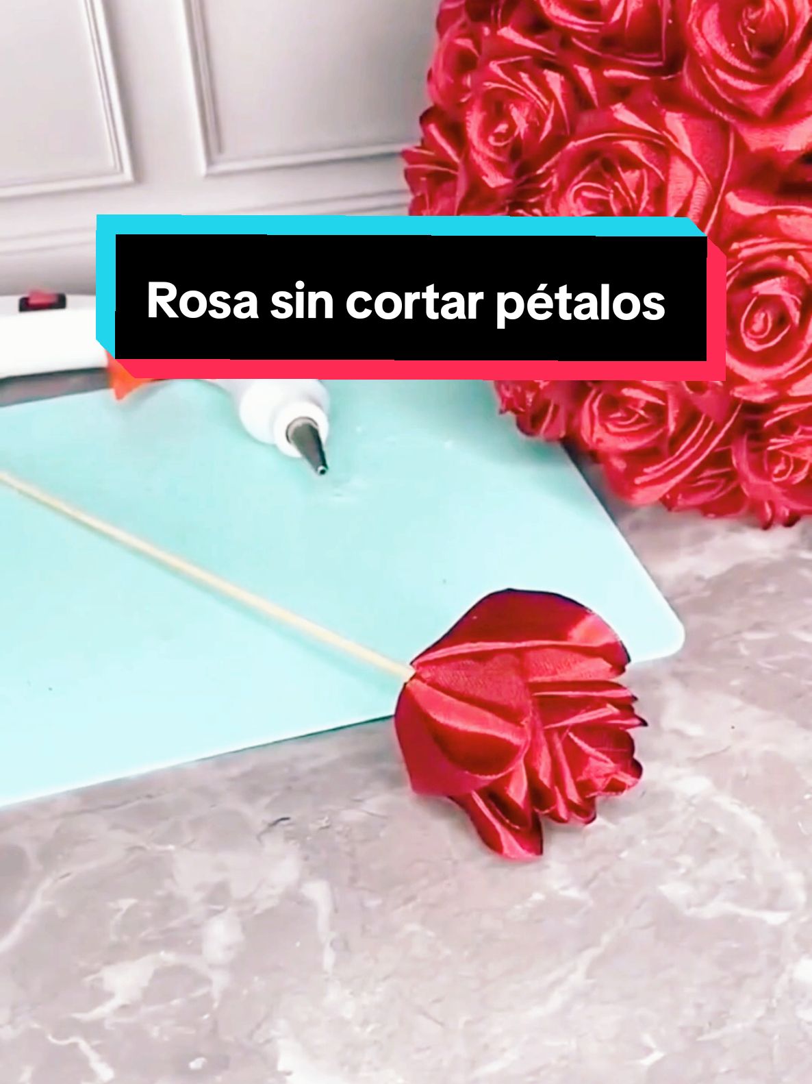 Realiza una hermosa Rosa Eterna sin cortar pétalo por pétalo 🌹😍 Aprende a realizar todo tipo de flores eternas y Cajas con flores desde casa ✨ Comenta 